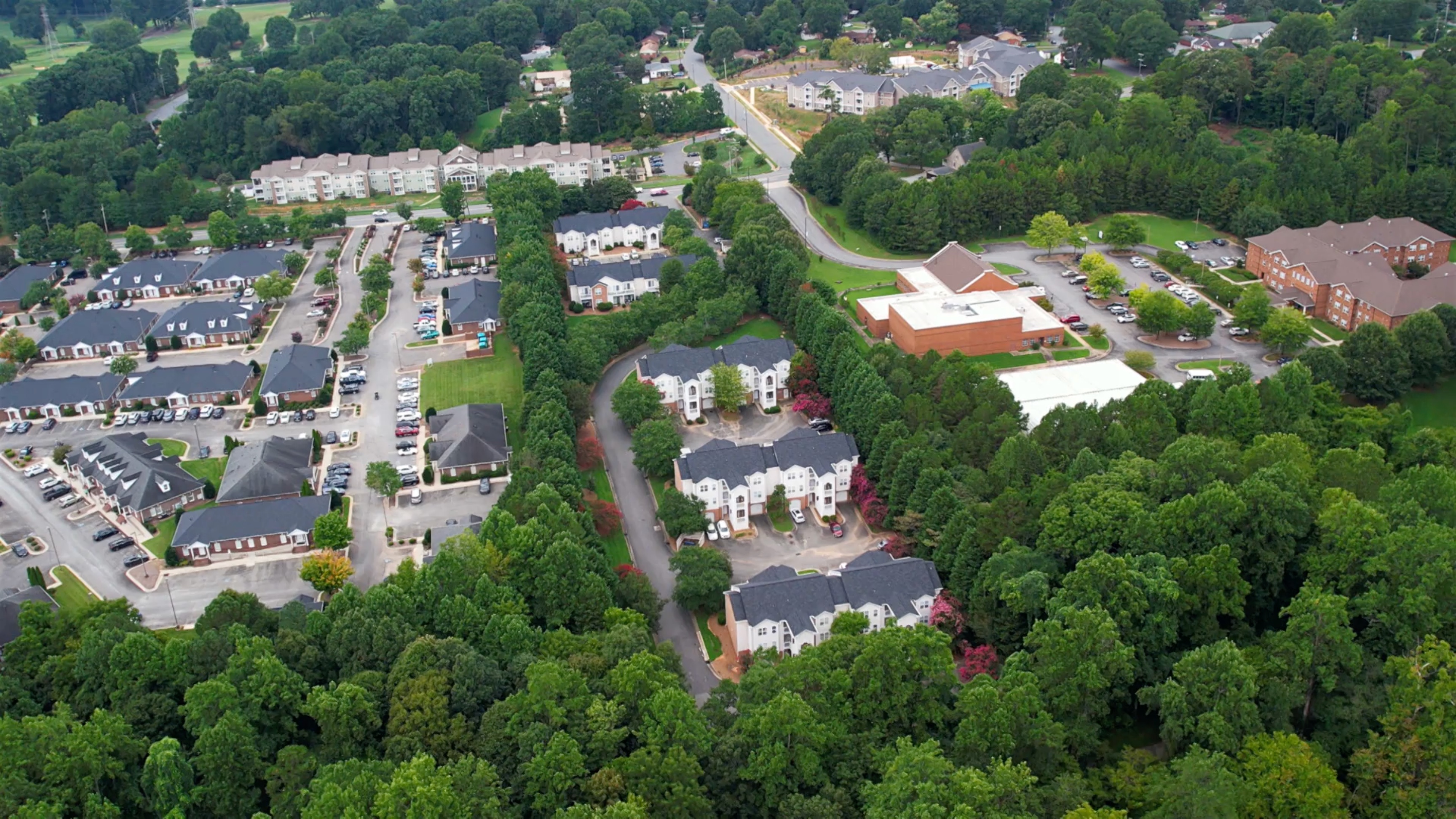 Aerial video of the Village of Moss Creek