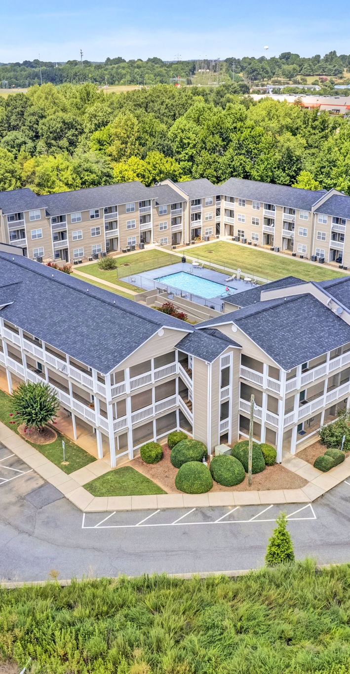 Aerial photo of Melrose Apartments