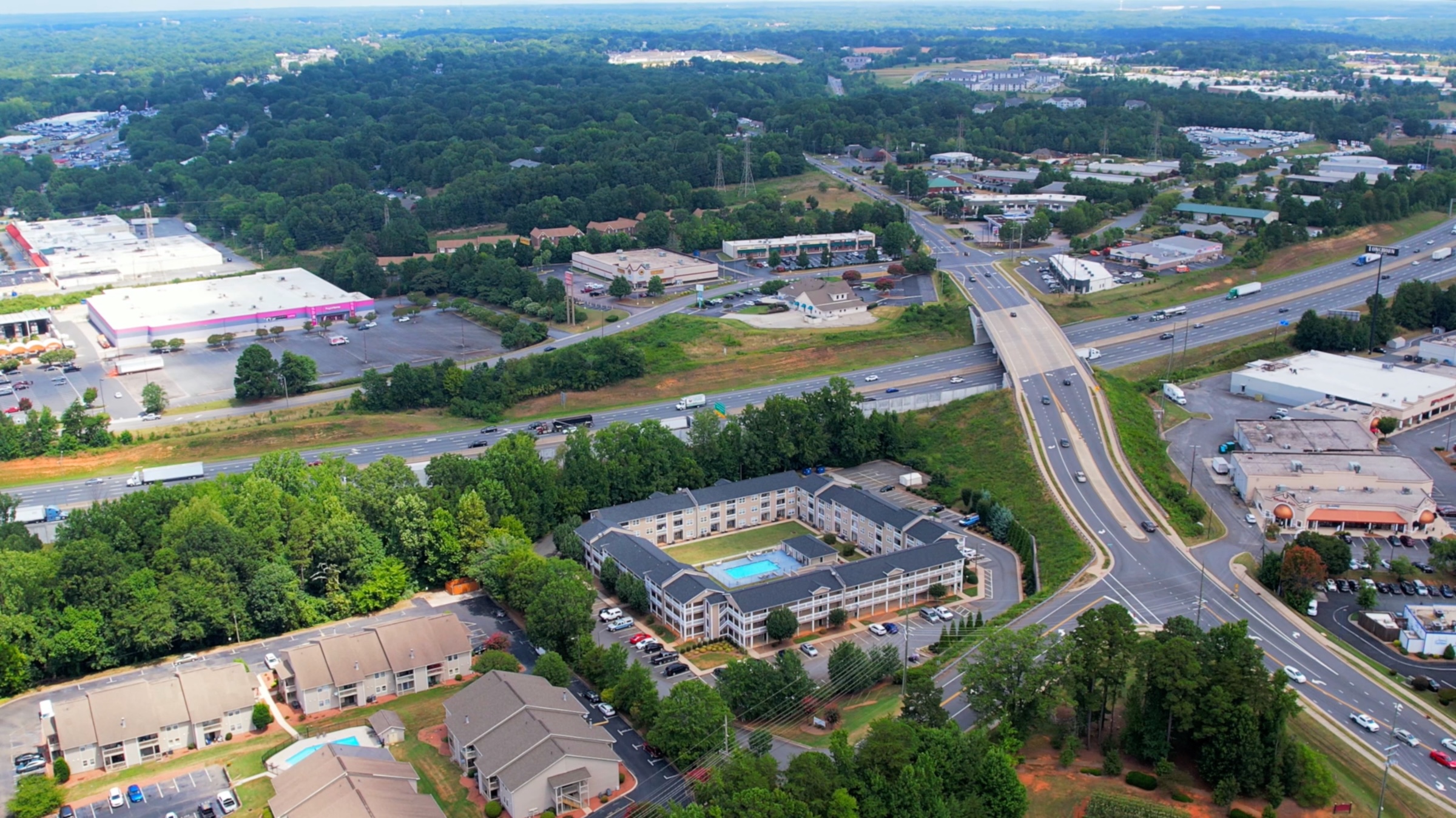 Video showing glimpses of Melrose Apartments