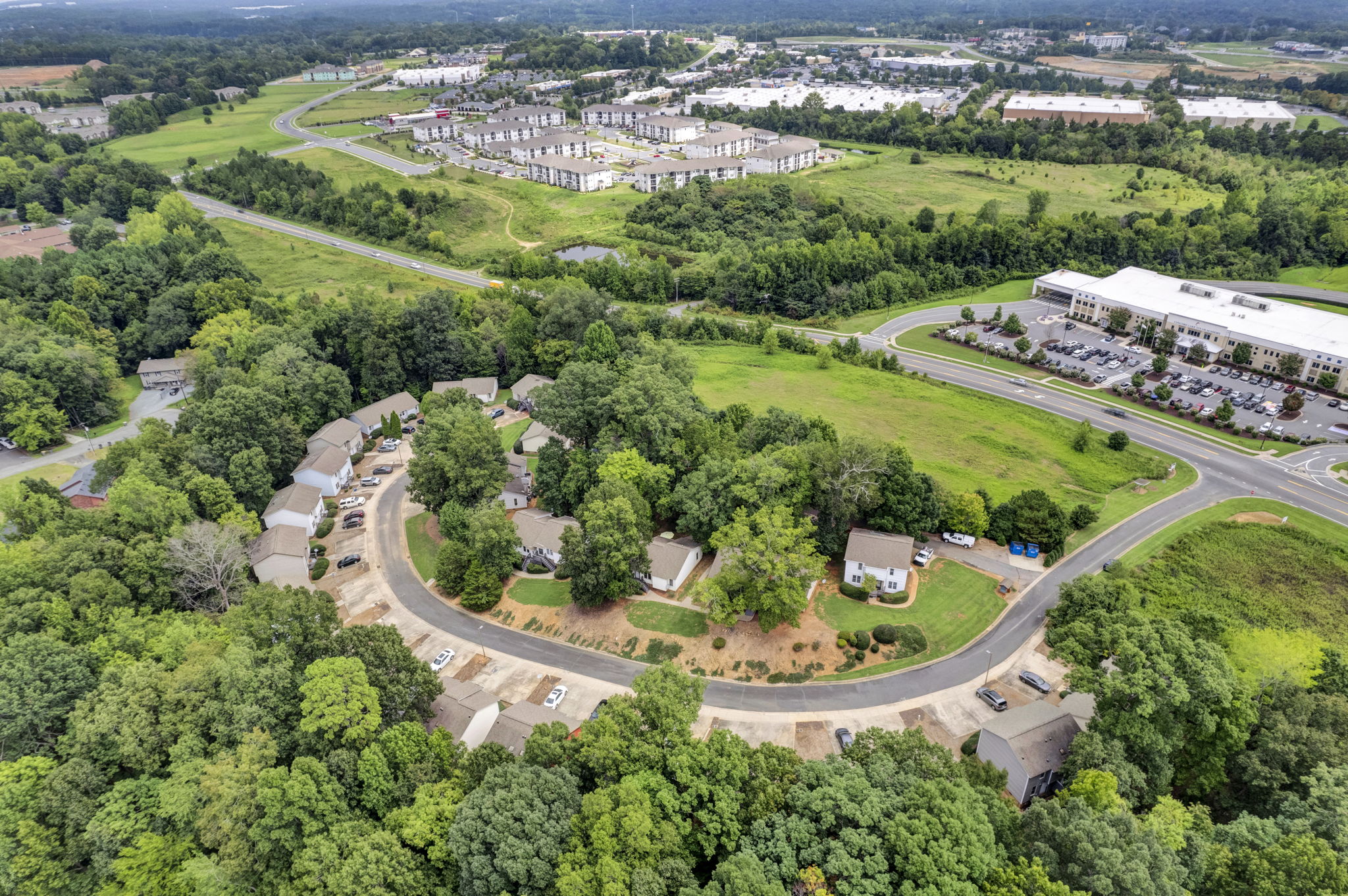 Oak Ridge Apartments