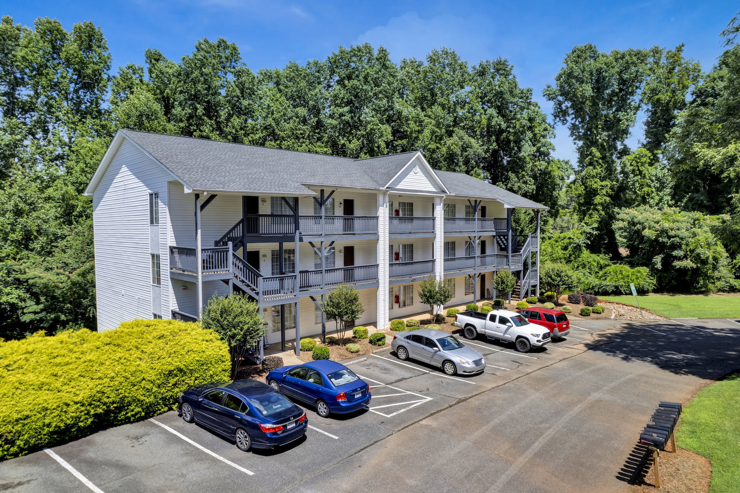 Street-level view of Chinaberry Commons